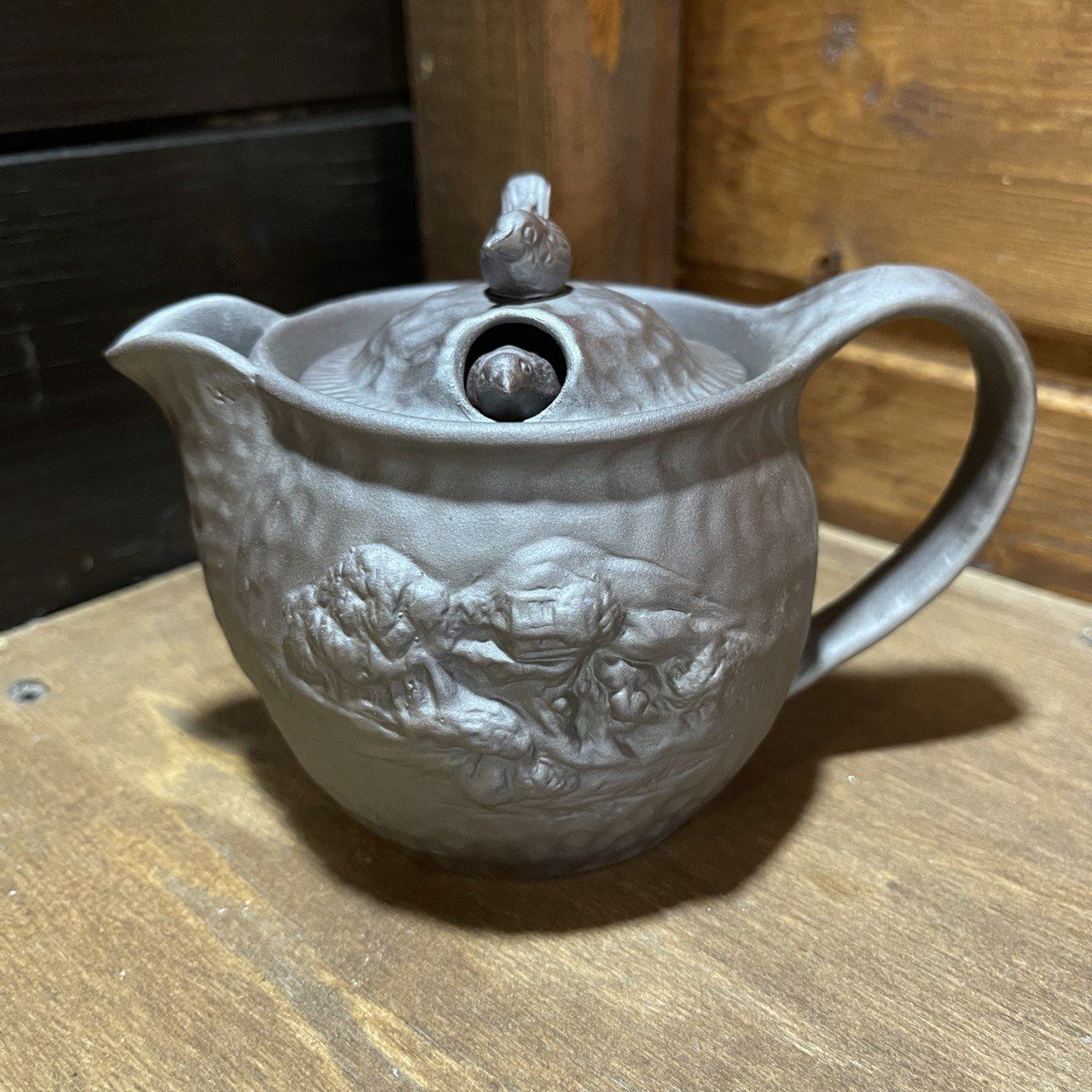 TEIERA IN CERAMICA CON UCCELLINI