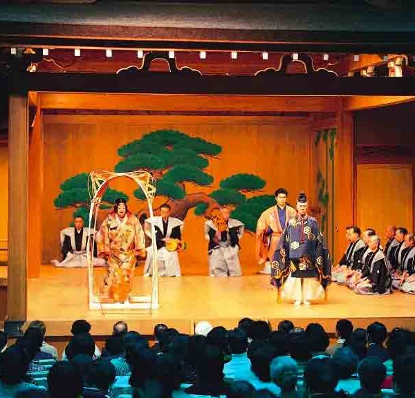 Antico teatro giapponese